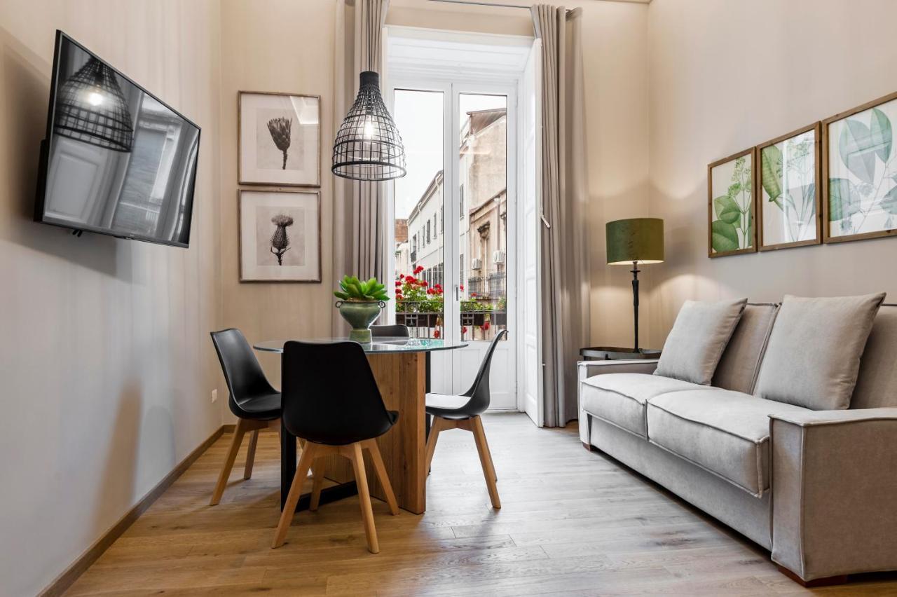 Ferrini Home - Rindone 6 Catania Bagian luar foto