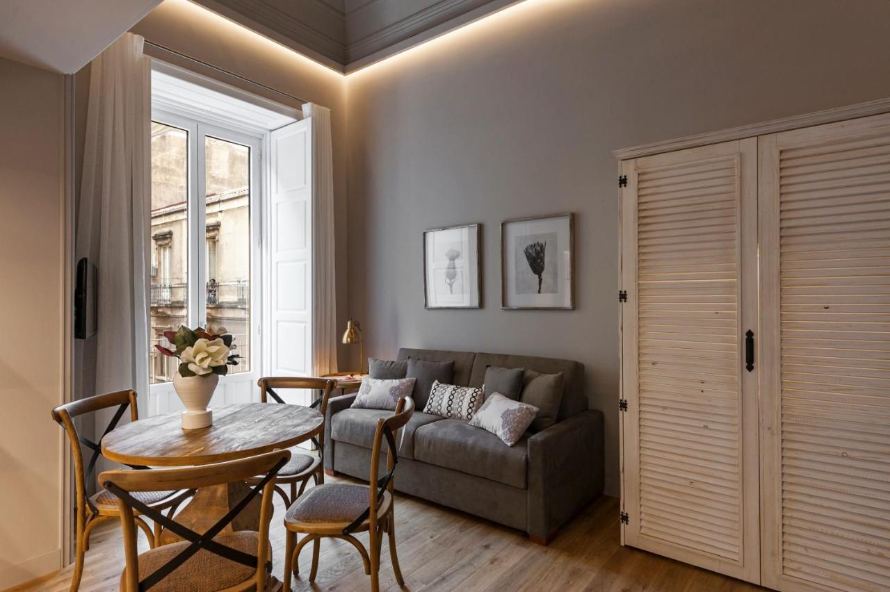 Ferrini Home - Rindone 6 Catania Bagian luar foto